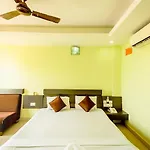 Goroomgo Deep Ganga Inn Near Sea Beach Puri